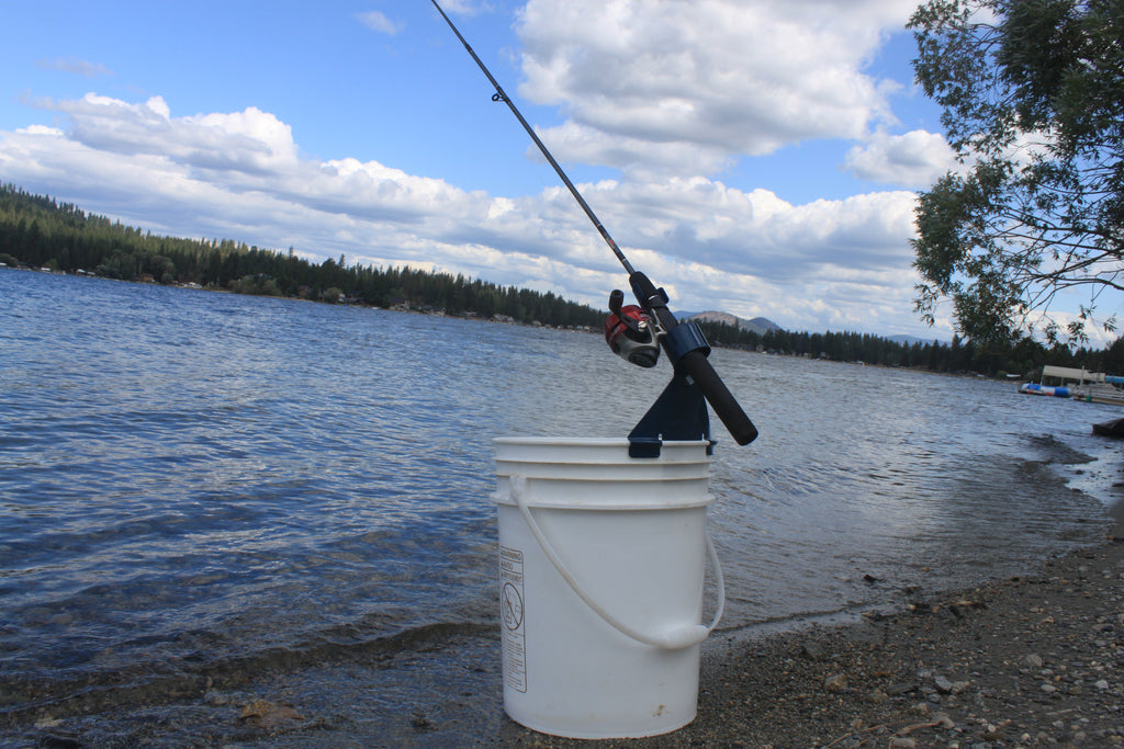 5 gallon bucket fishing rod holder Gripper Bucket Mouth Pole Holder, gripperbybauer, gripper caddy – Gripper by Bauer®
